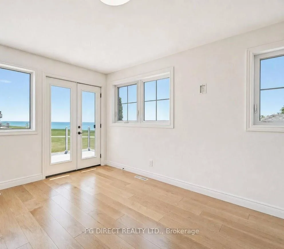 Photo 25 of 241 Bethune Crescent, Goderich, Goderich (Town) — HOMEH
