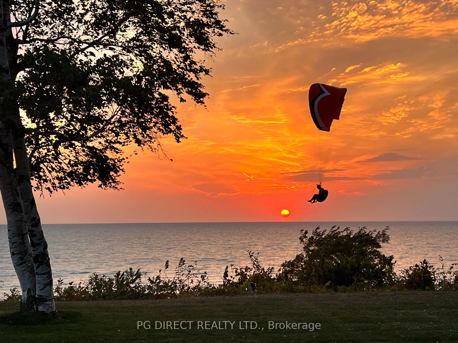 Photo 8 of 241 Bethune Crescent, Goderich, Goderich (Town) — HOMEH