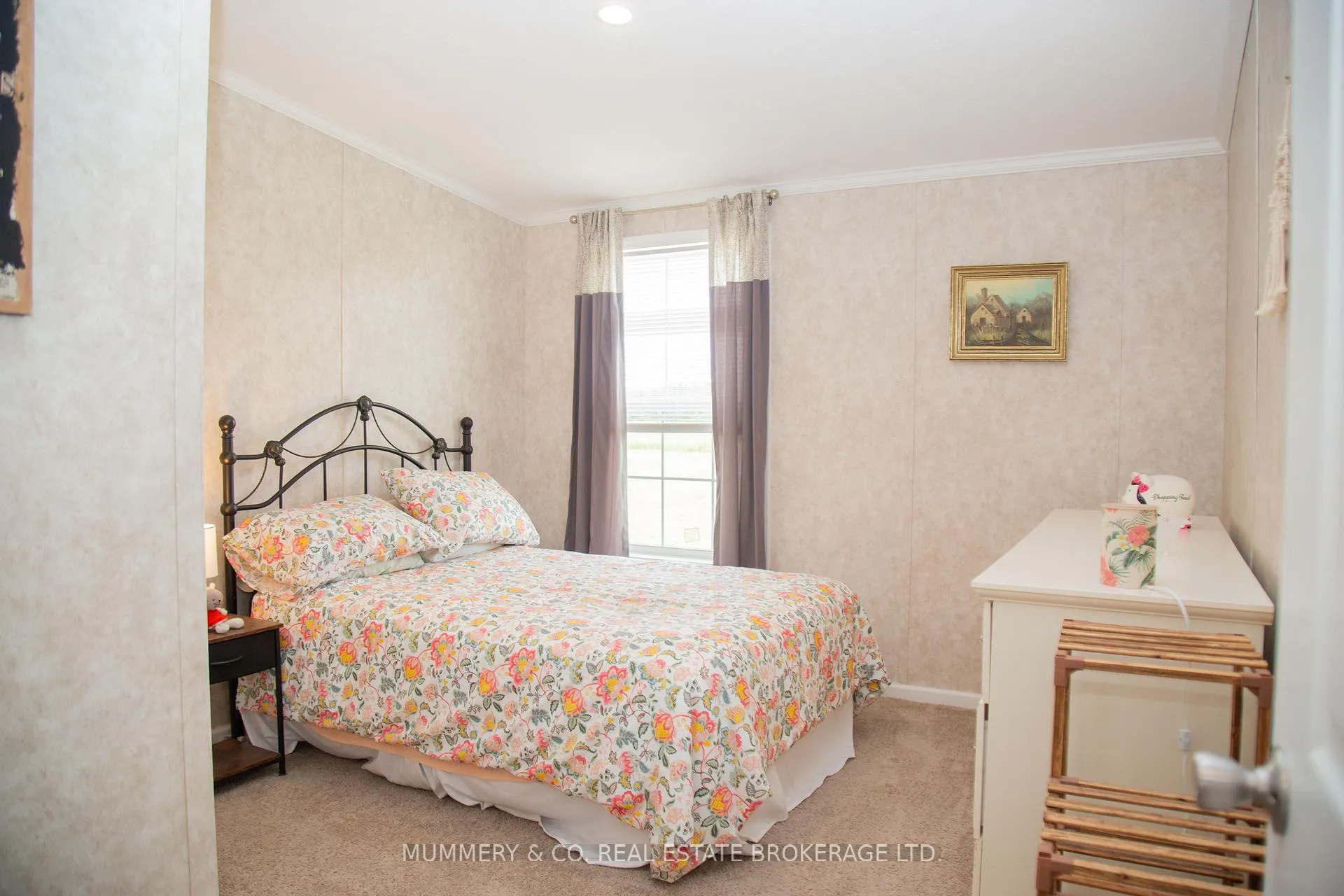 Photo 15 of 26 Hickory Hollow, Haldimand, Nanticoke — HOMEH