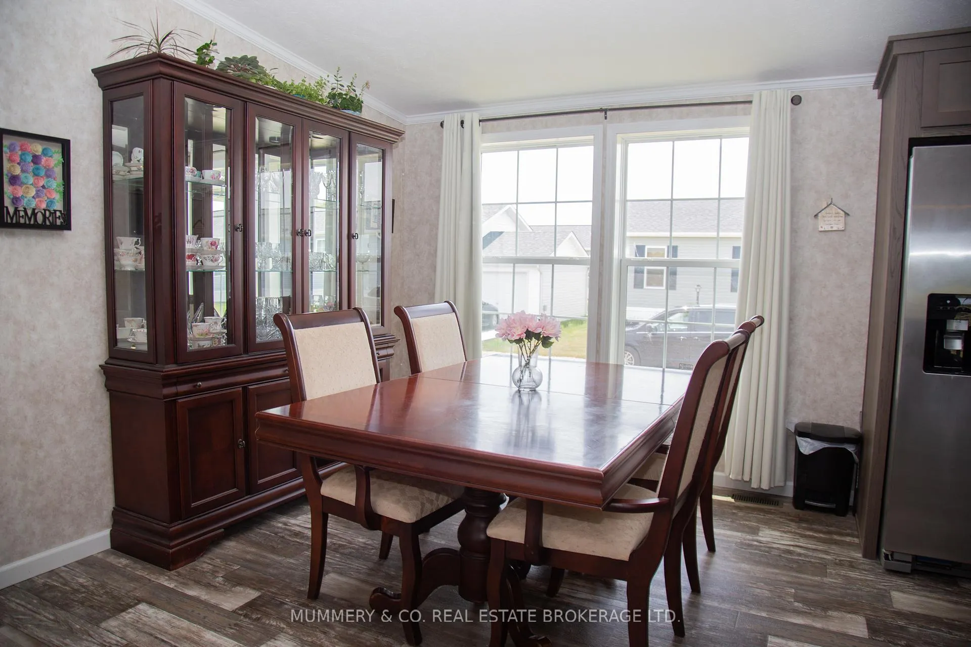 Photo 21 of 26 Hickory Hollow, Haldimand, Nanticoke — HOMEH