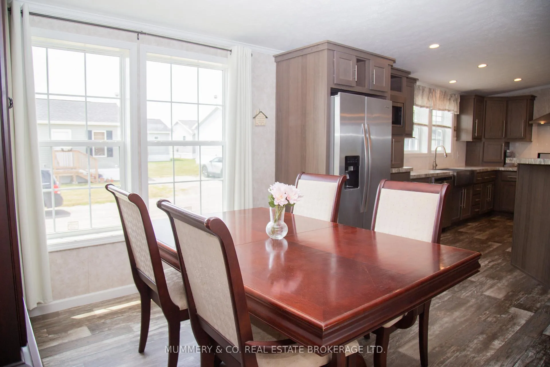 Photo 22 of 26 Hickory Hollow, Haldimand, Nanticoke — HOMEH