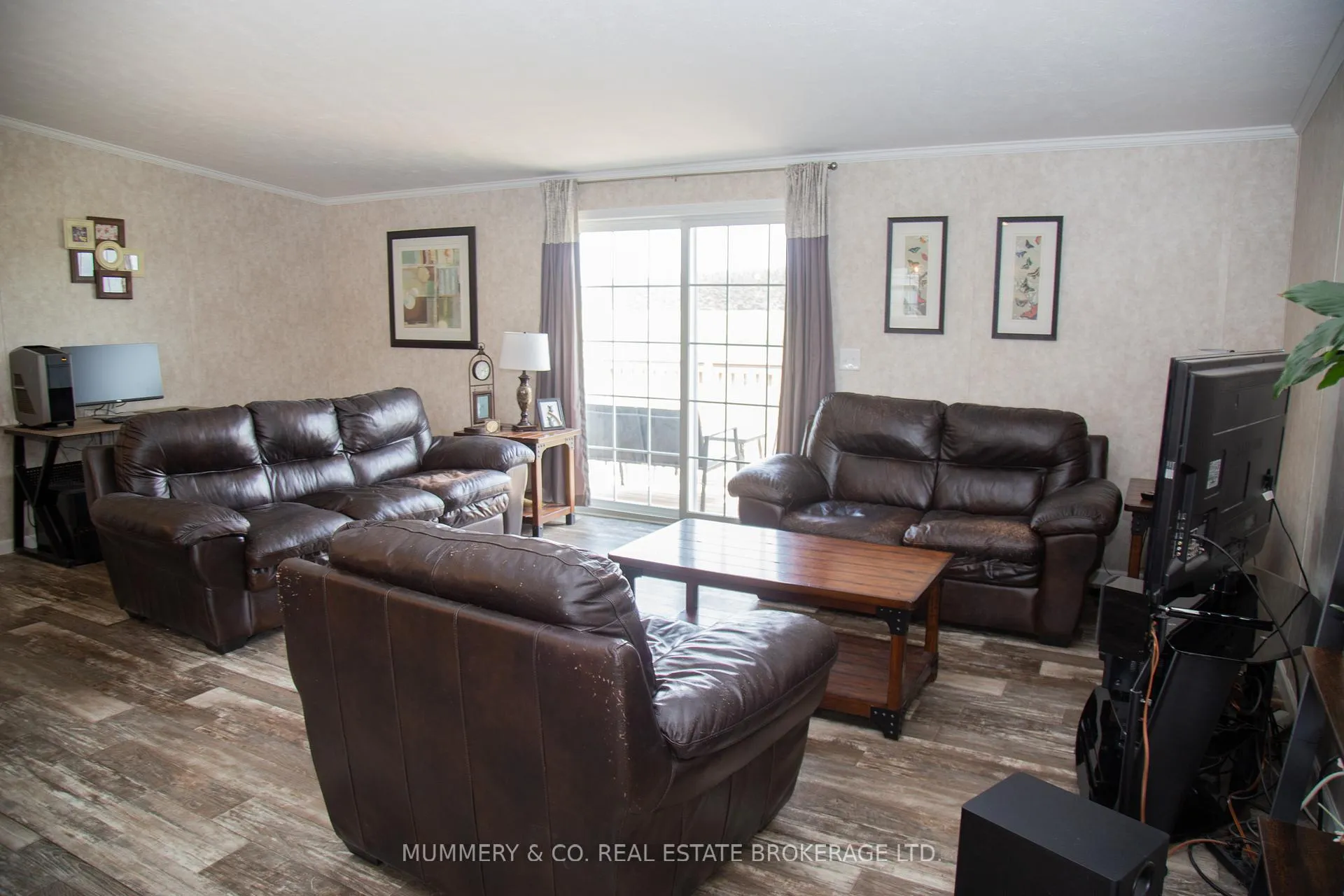 Photo 24 of 26 Hickory Hollow, Haldimand, Nanticoke — HOMEH