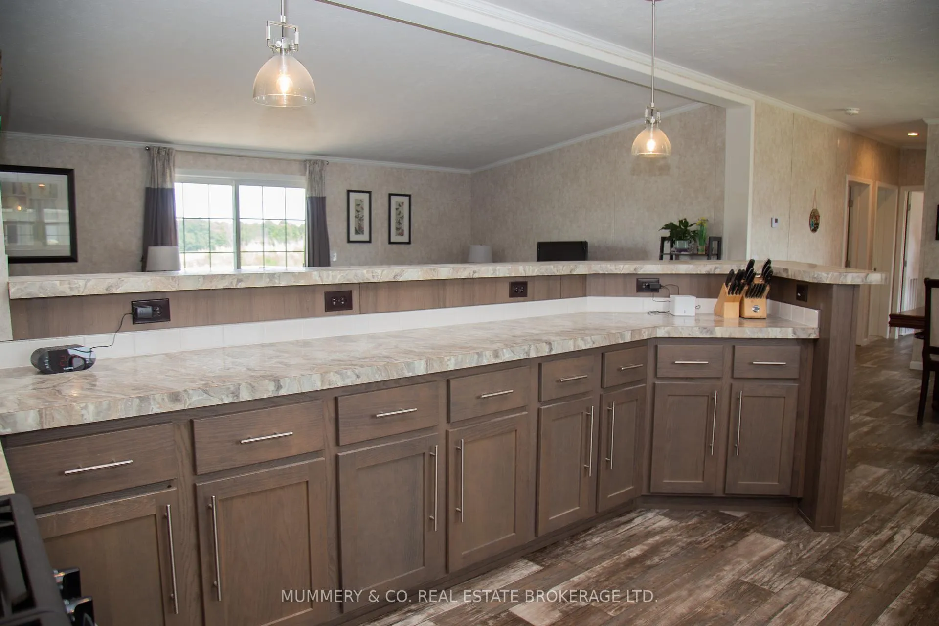 Photo 30 of 26 Hickory Hollow, Haldimand, Nanticoke — HOMEH