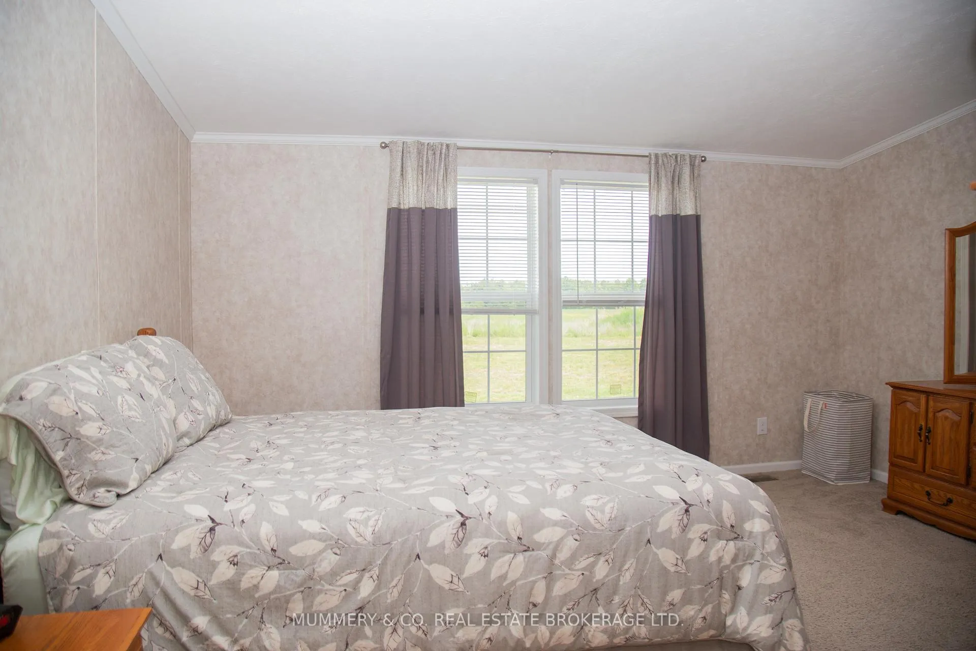 Photo 44 of 26 Hickory Hollow, Haldimand, Nanticoke — HOMEH