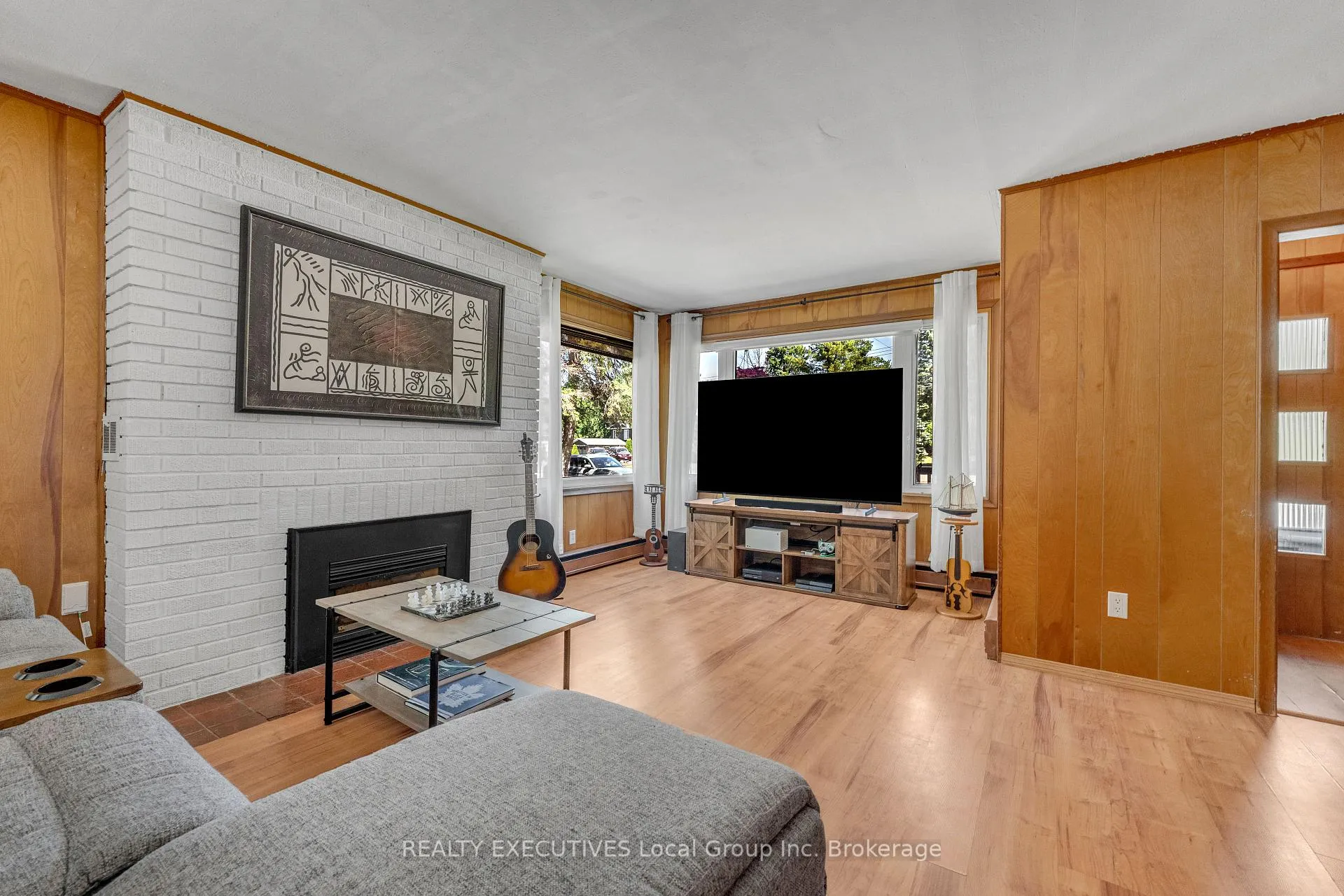 Photo 6 of 917 Lakeshore Drive, North Bay, Ferris — HOMEH
