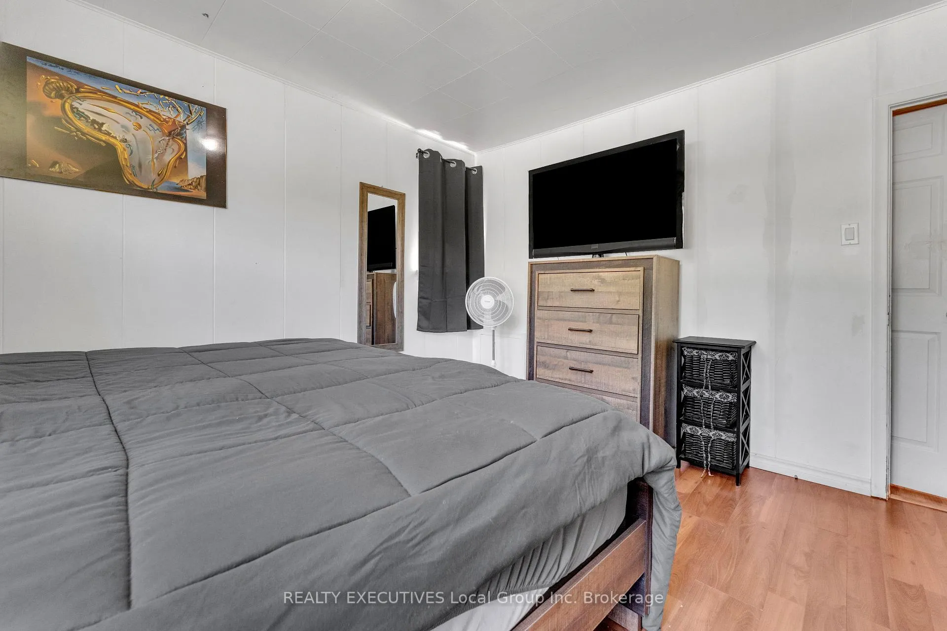 Photo 14 of 917 Lakeshore Drive, North Bay, Ferris — HOMEH