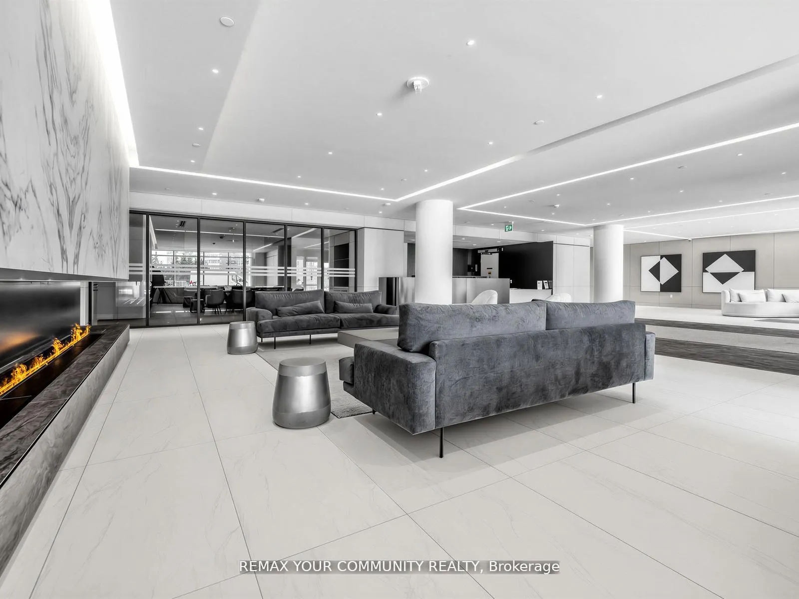 Photo 2 of Unit 1510, 30 Upper Mall Way, Vaughan, Brownridge — HOMEH