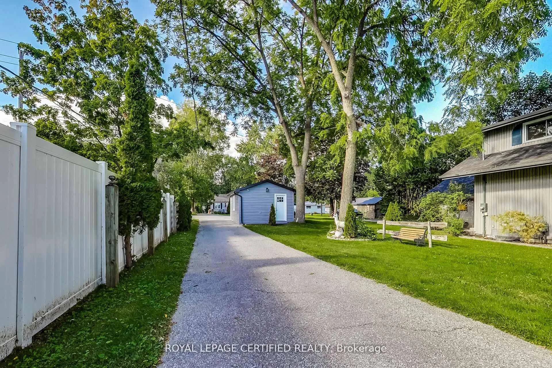 Photo 5 of 69 Olive Crescent, Orillia — HOMEH