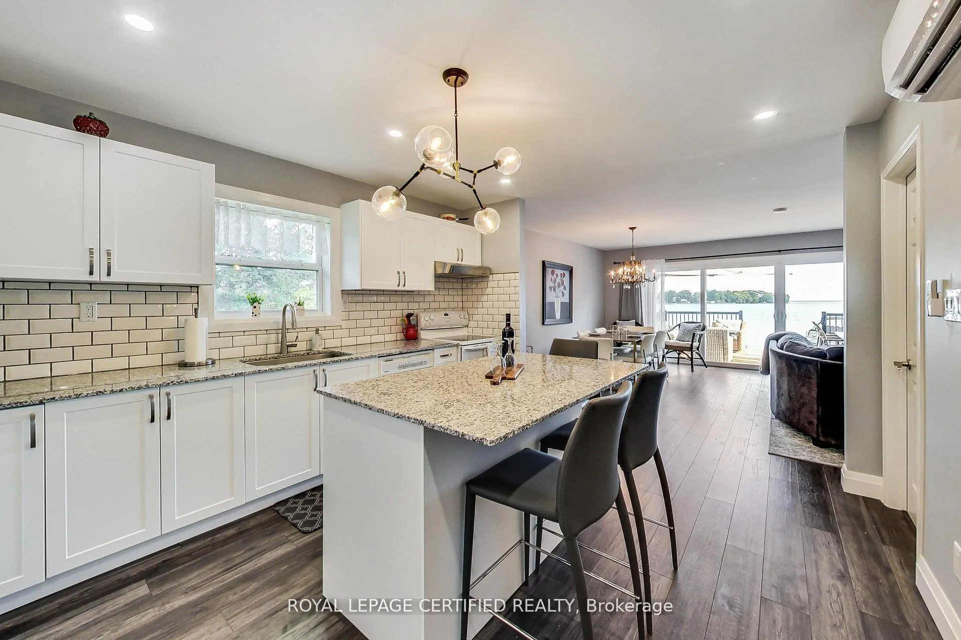 Photo 14 of 69 Olive Crescent, Orillia — HOMEH
