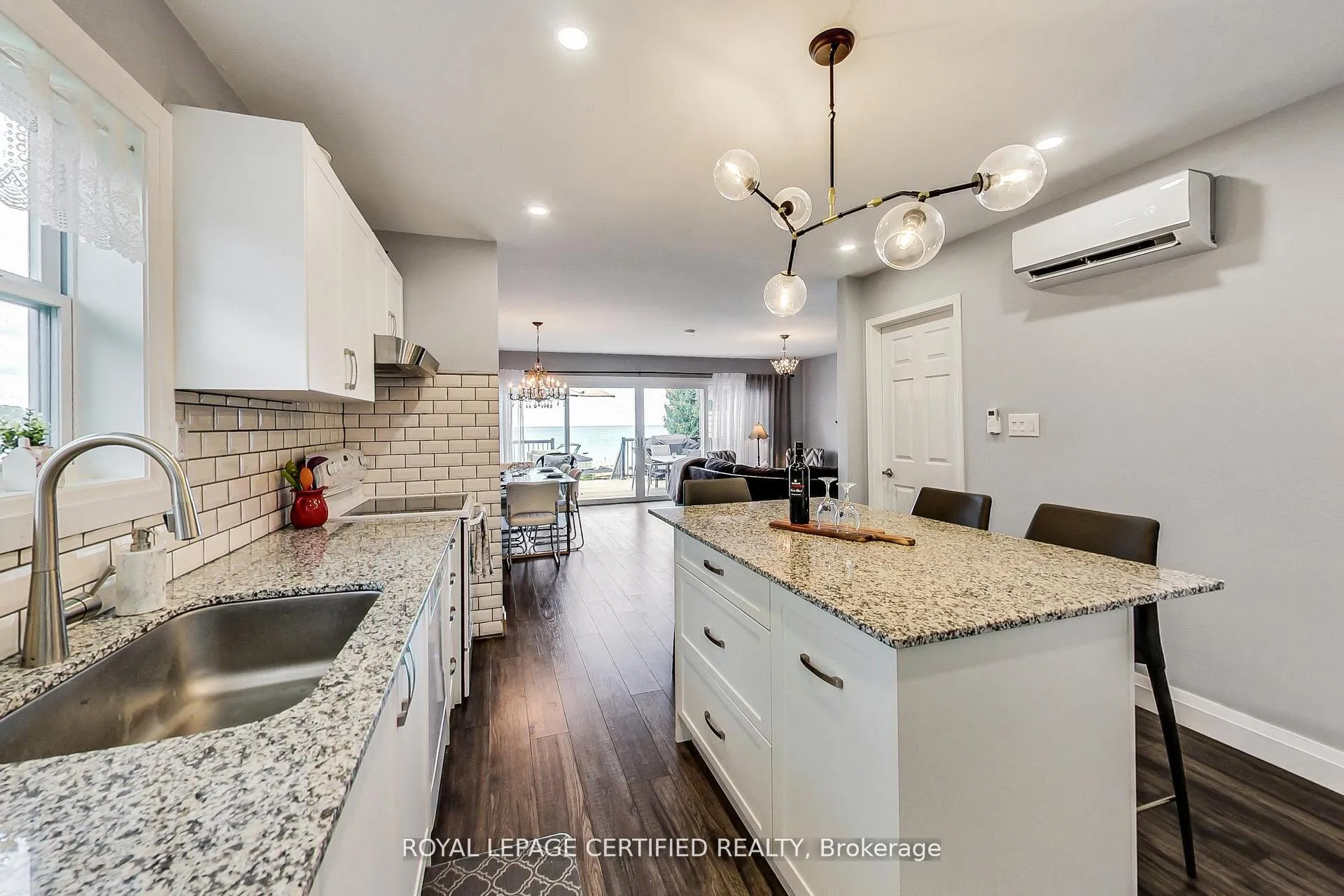 Photo 15 of 69 Olive Crescent, Orillia — HOMEH