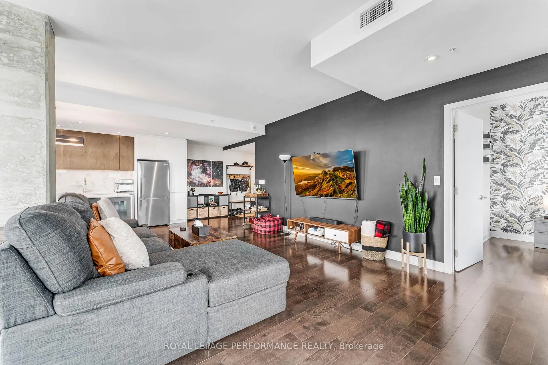 Photo 19 of Unit 1810, 20 Daly Avenue, Ottawa, Sandy Hill — HOMEH