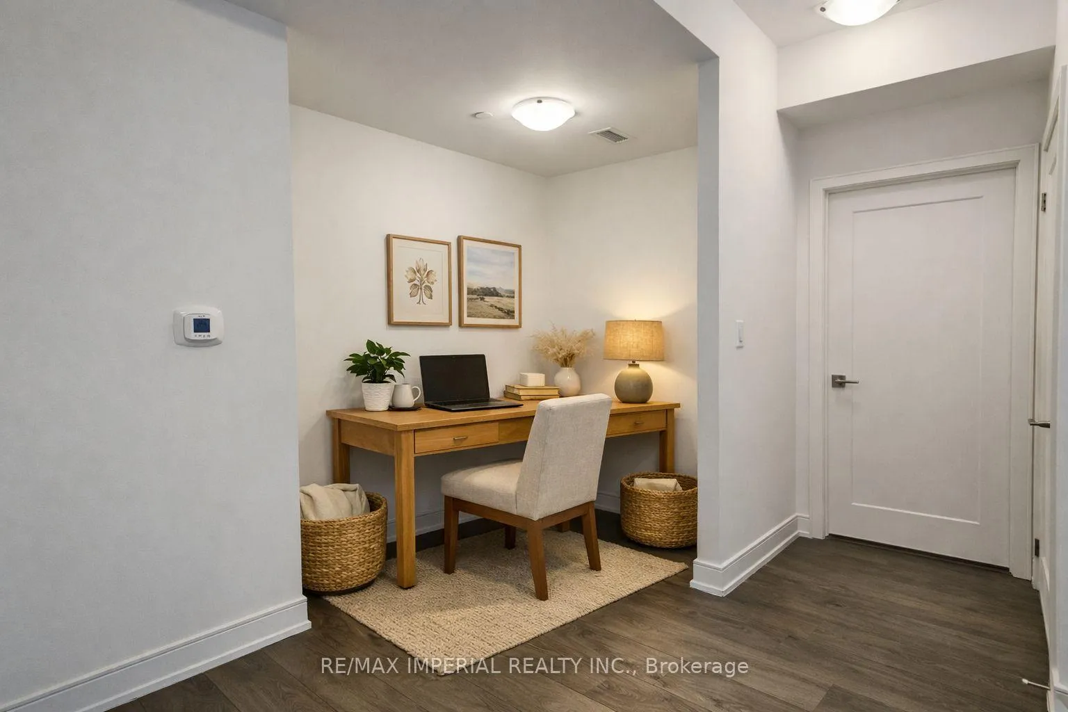 Photo 2 of Unit B1201, 715 Davis Drive, Newmarket, Huron Heights-Leslie Valley — HOMEH