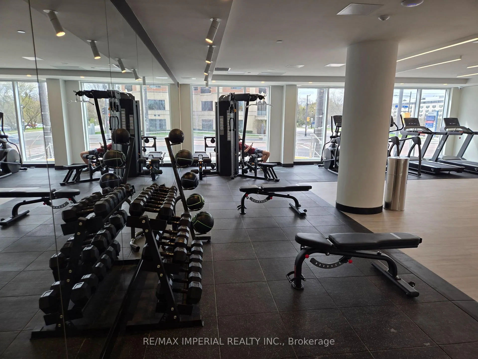 Photo 11 of Unit B1201, 715 Davis Drive, Newmarket, Huron Heights-Leslie Valley — HOMEH