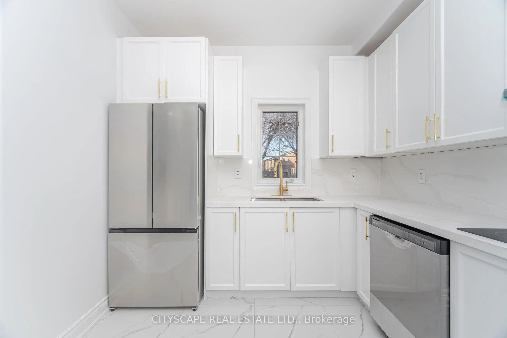 Photo 14 of 5843 Prairie Circle, Mississauga, Lisgar — HOMEH