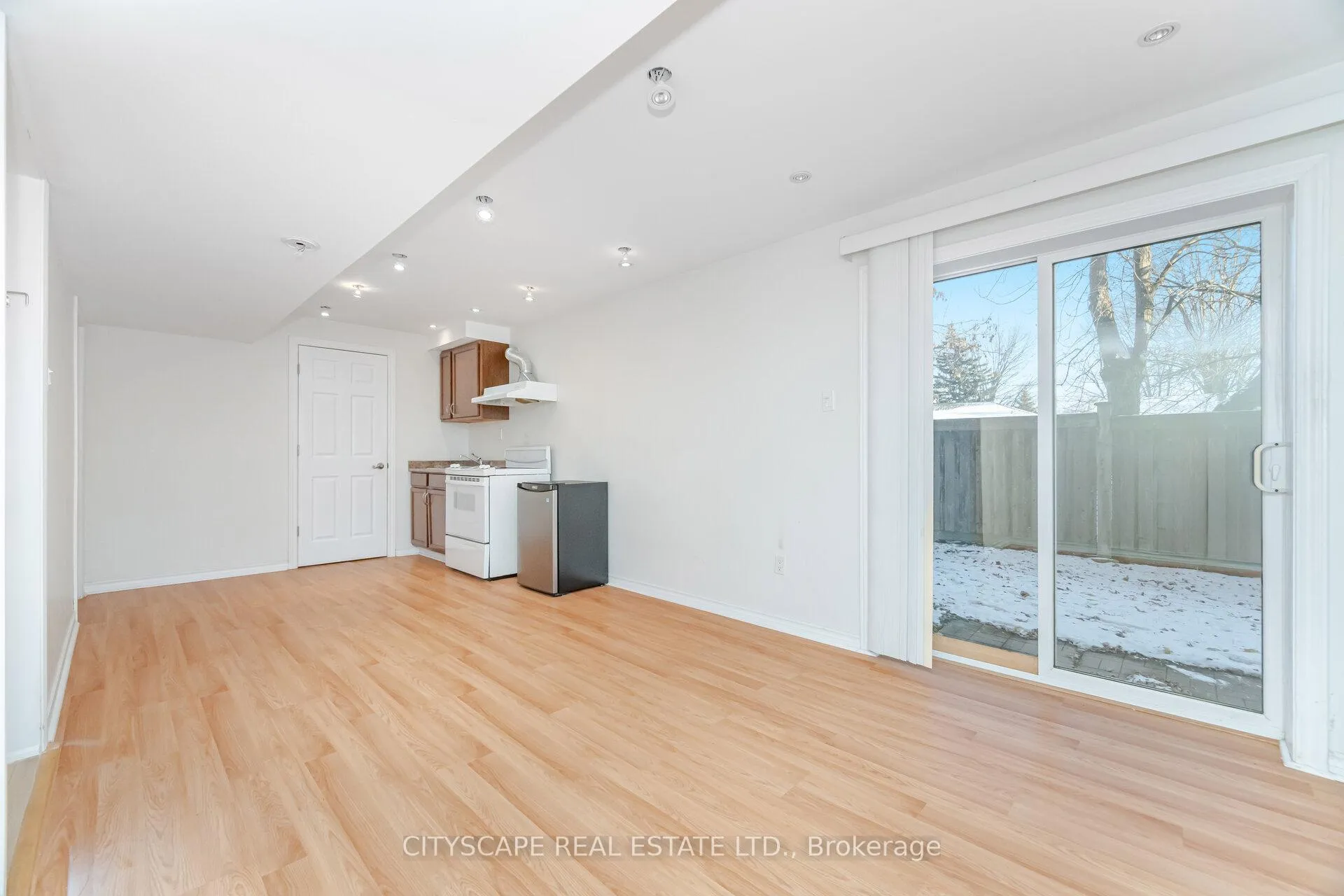 Photo 46 of 5843 Prairie Circle, Mississauga, Lisgar — HOMEH