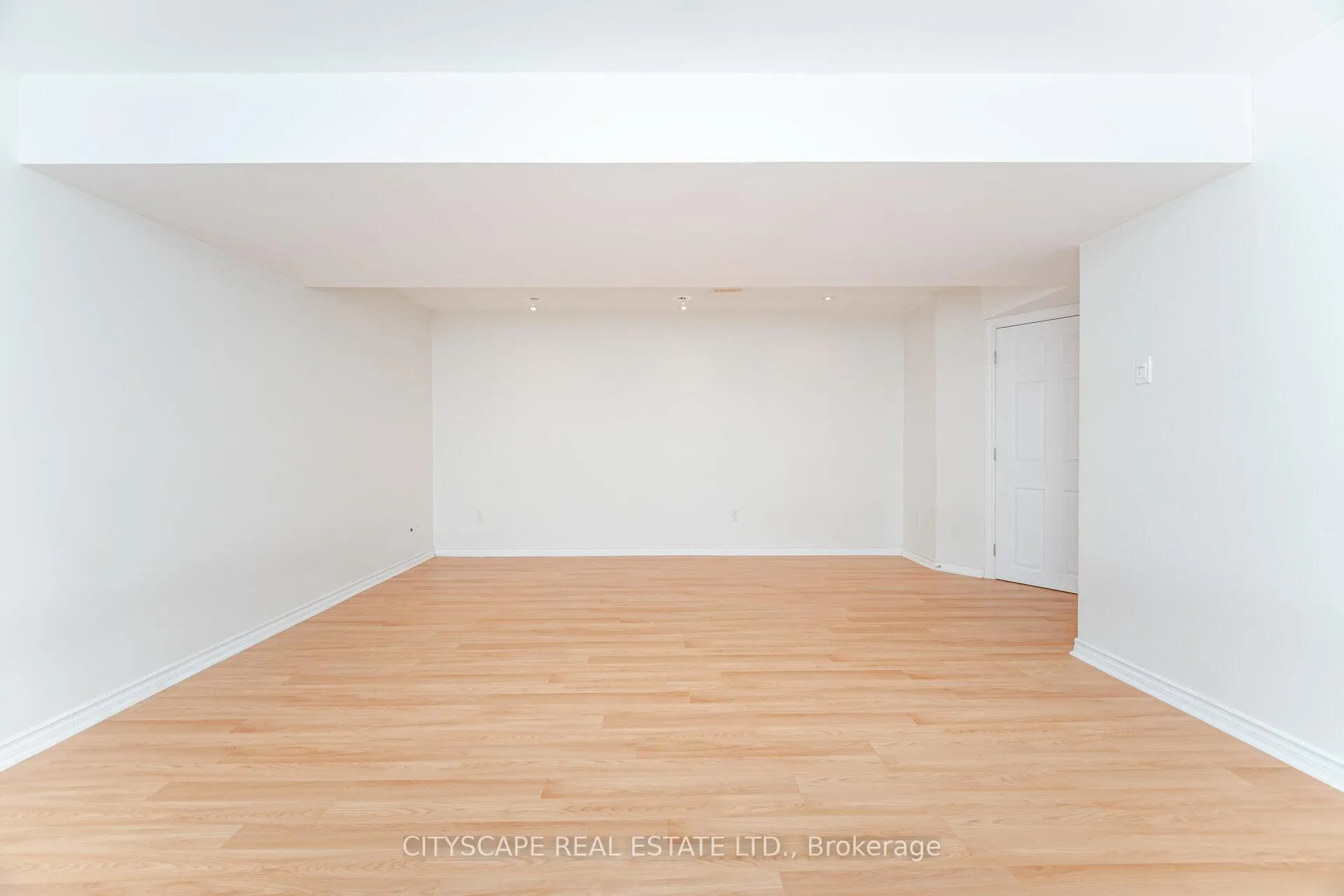Photo 47 of 5843 Prairie Circle, Mississauga, Lisgar — HOMEH