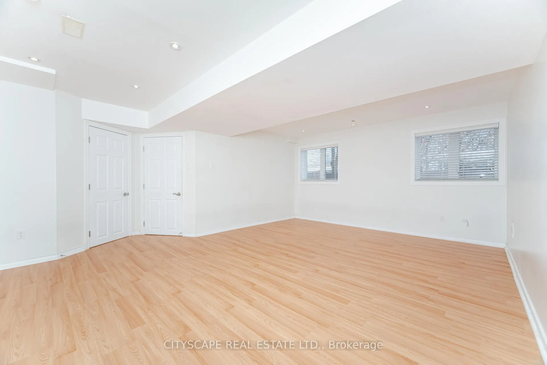 Photo 48 of 5843 Prairie Circle, Mississauga, Lisgar — HOMEH