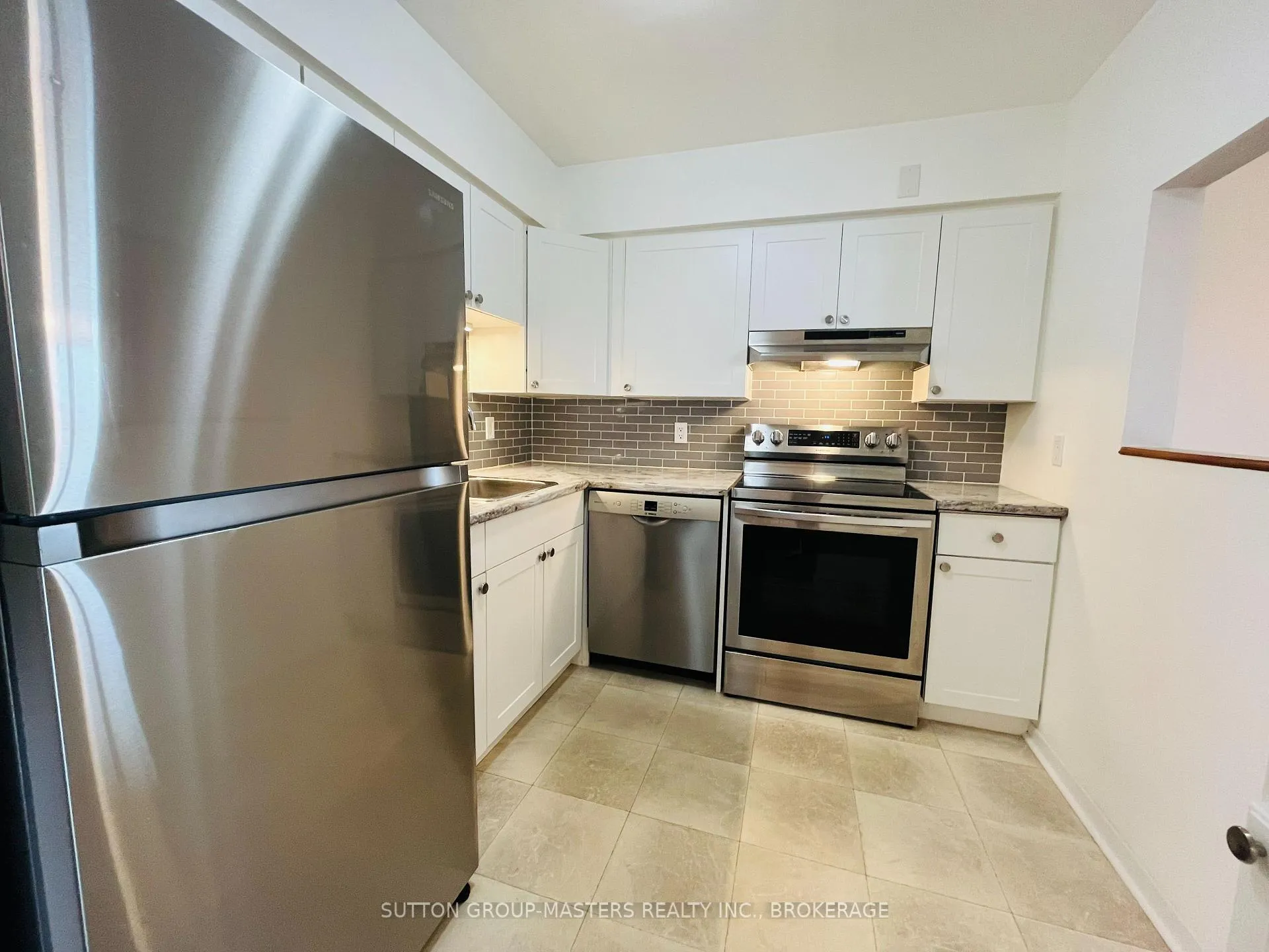 Photo 16 of Unit 301, 266 Guthrie Drive, Kingston, Rideau — HOMEH