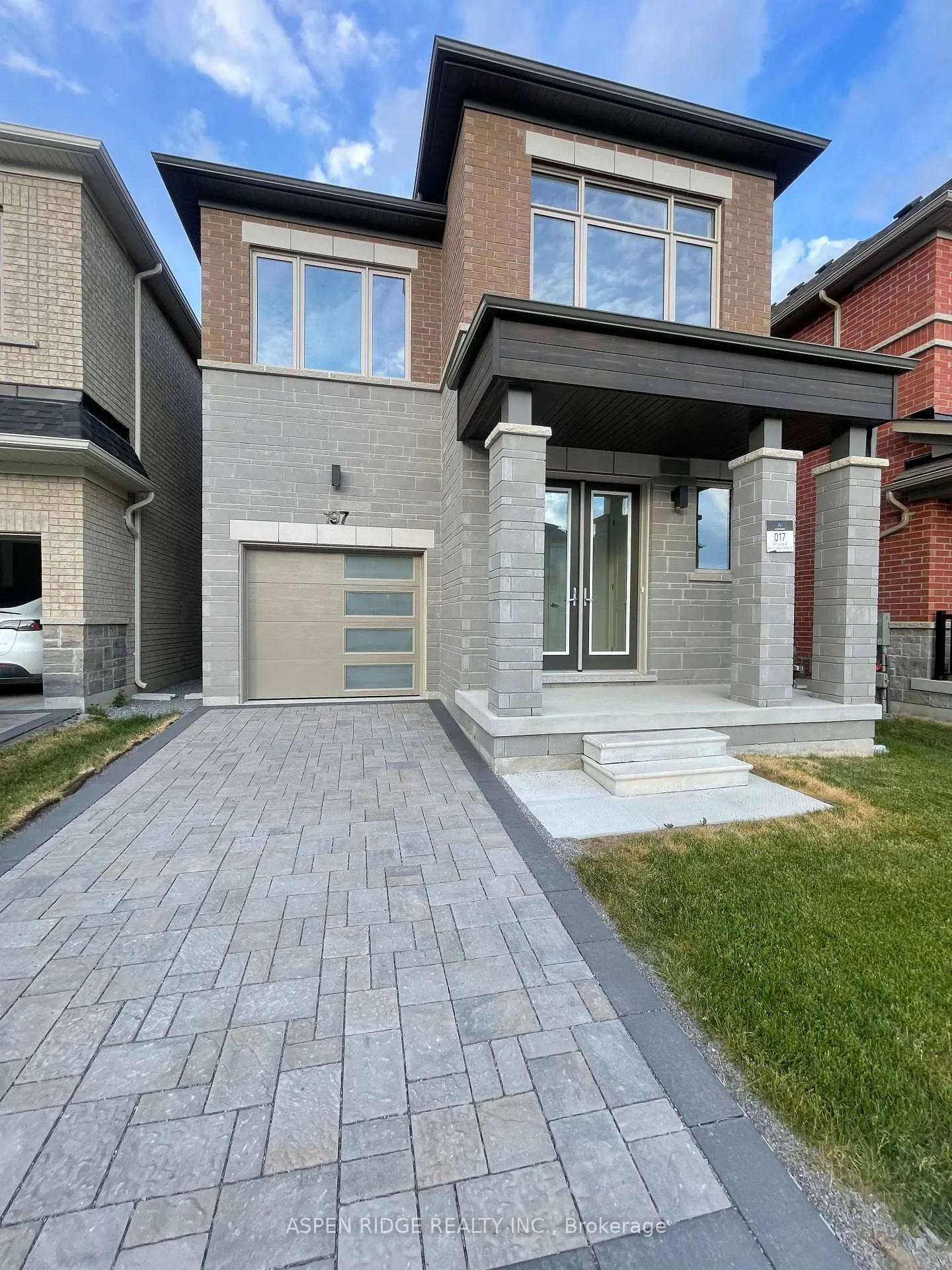 Photo 1 of 197 Leslie Richards Street, Markham, Rural Markham — HOMEH