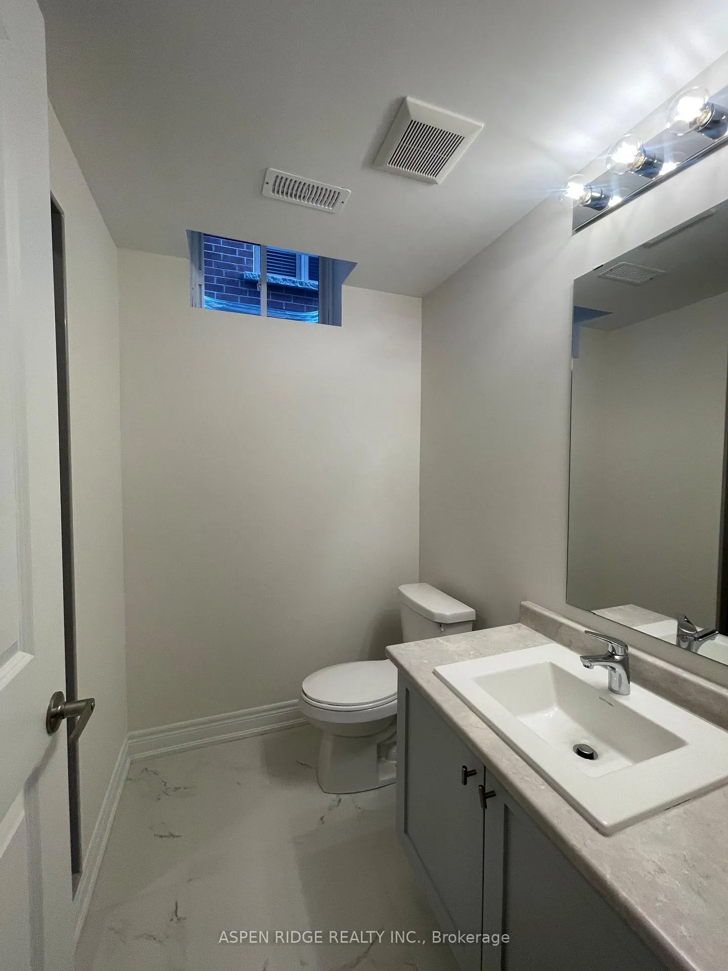 Photo 25 of 197 Leslie Richards Street, Markham, Rural Markham — HOMEH