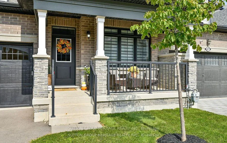 Photo 2 of 25 Ballinger Way, Uxbridge — HOMEH