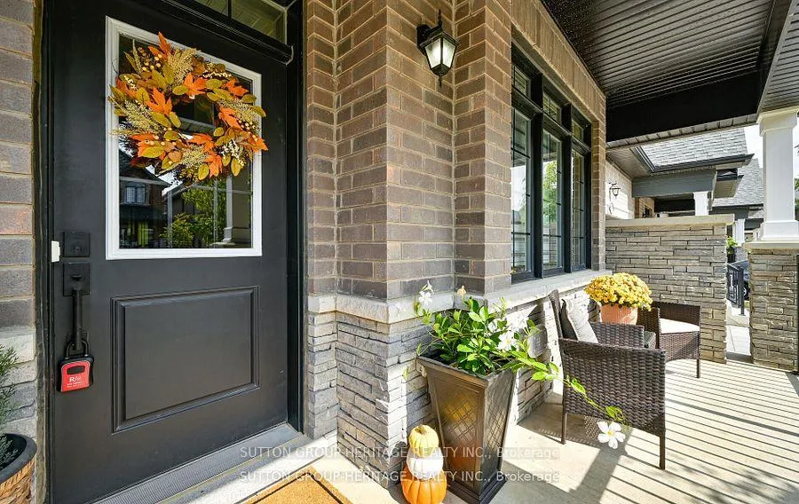 Photo 4 of 25 Ballinger Way, Uxbridge — HOMEH