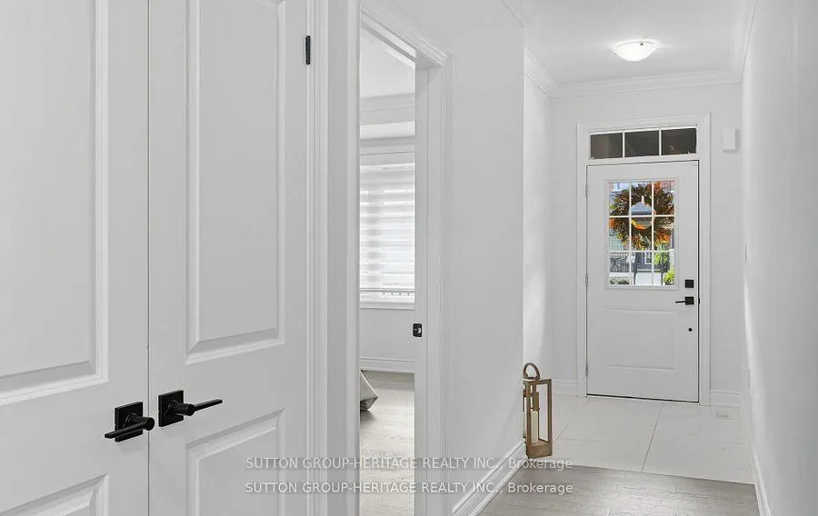 Photo 5 of 25 Ballinger Way, Uxbridge — HOMEH
