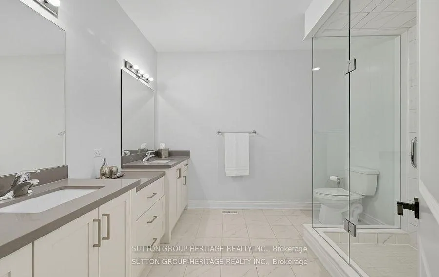 Photo 24 of 25 Ballinger Way, Uxbridge — HOMEH