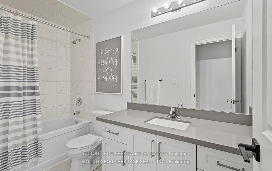 Photo 31 of 25 Ballinger Way, Uxbridge — HOMEH