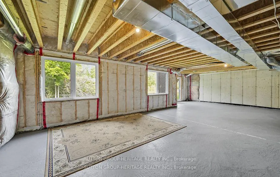Photo 40 of 25 Ballinger Way, Uxbridge — HOMEH