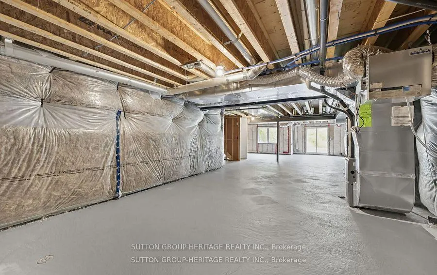 Photo 41 of 25 Ballinger Way, Uxbridge — HOMEH