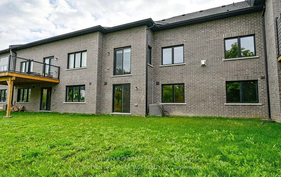 Photo 47 of 25 Ballinger Way, Uxbridge — HOMEH