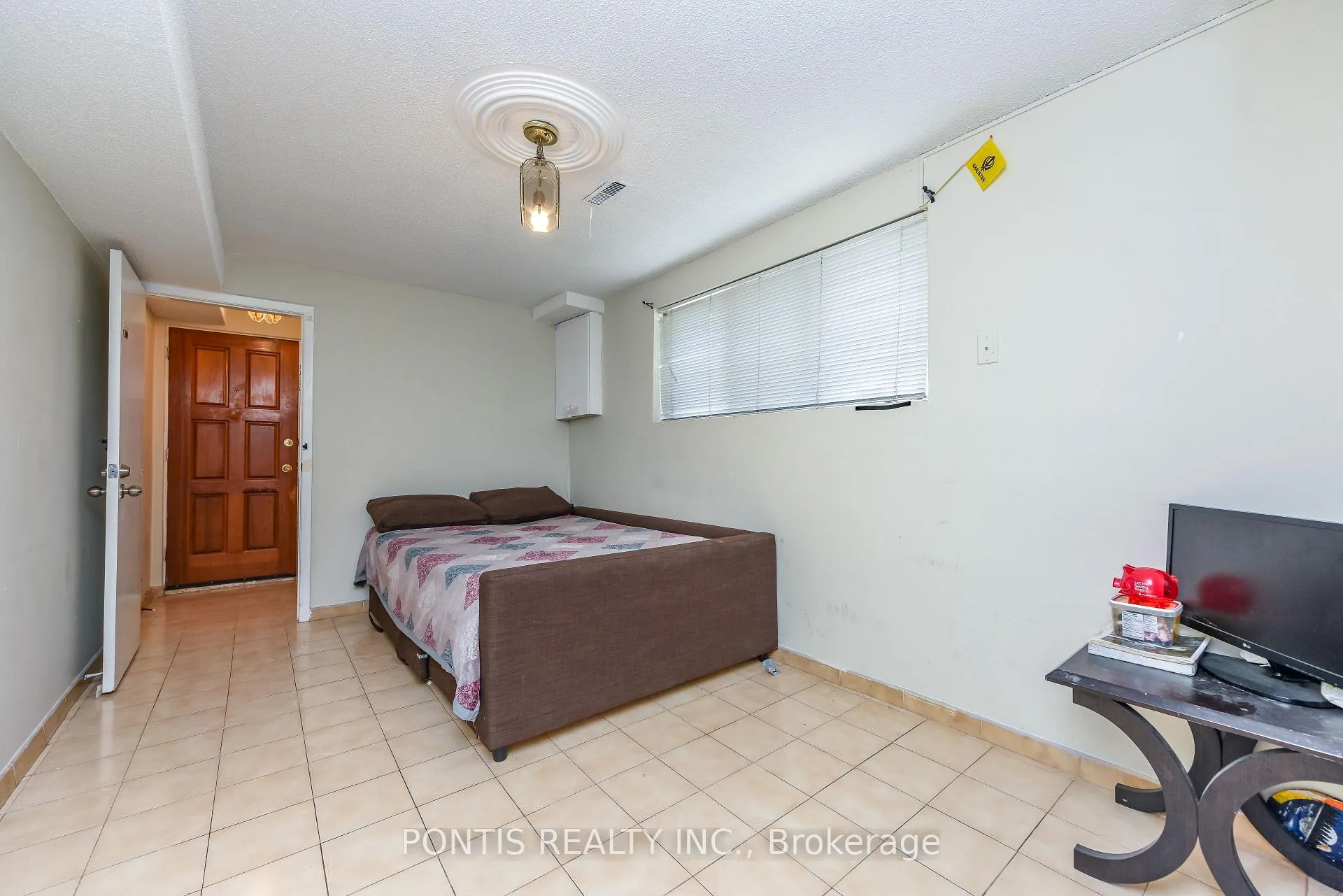Photo 20 of 4 Hasbrooke Drive, North York, Humber Summit — HOMEH