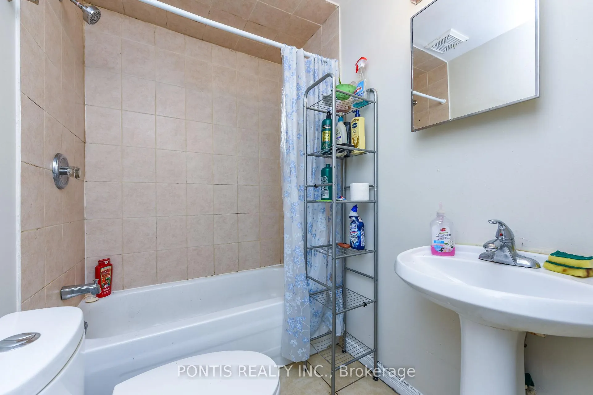 Photo 38 of 4 Hasbrooke Drive, North York, Humber Summit — HOMEH