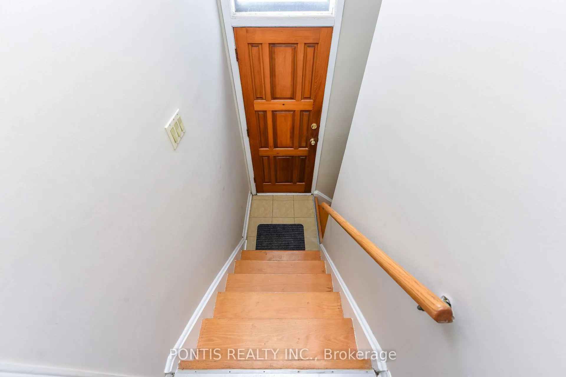 Photo 43 of 4 Hasbrooke Drive, North York, Humber Summit — HOMEH