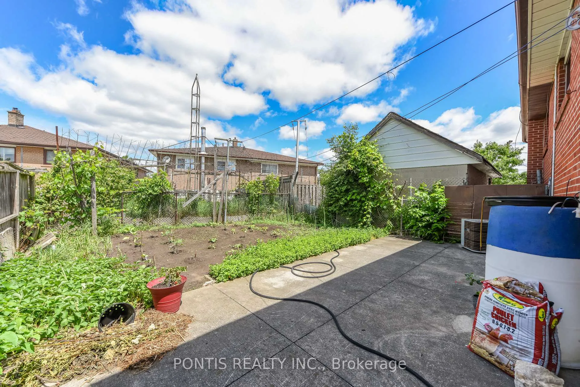 Photo 49 of 4 Hasbrooke Drive, North York, Humber Summit — HOMEH