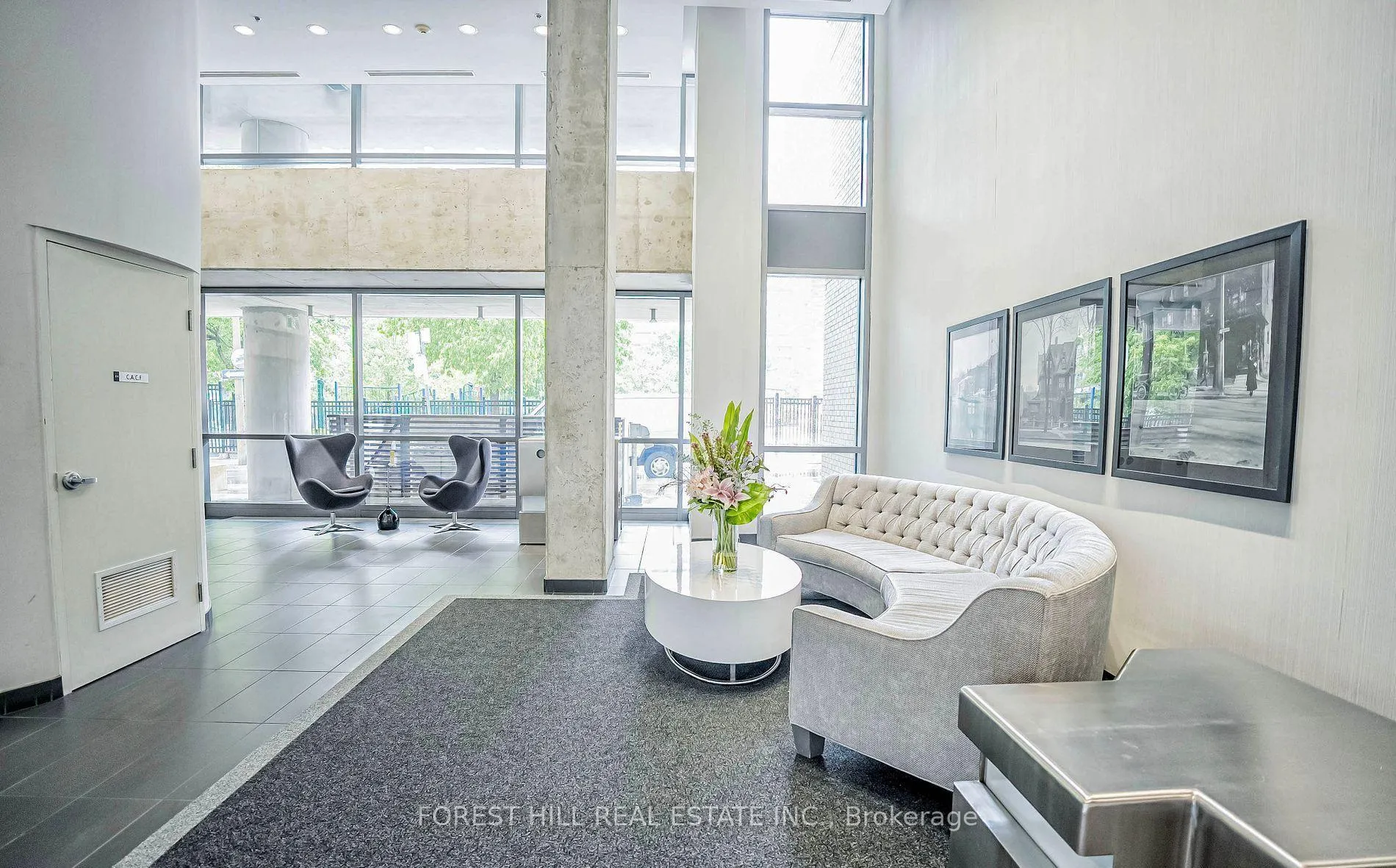 Photo 2 of Unit 607, 285 Mutual Street, Toronto, Church-Yonge Corridor — HOMEH