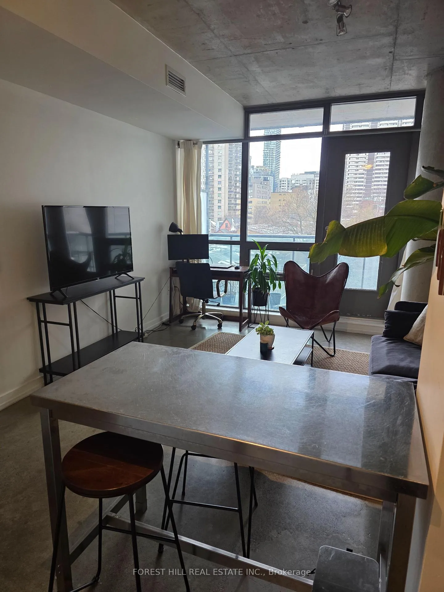 Photo 6 of Unit 607, 285 Mutual Street, Toronto, Church-Yonge Corridor — HOMEH