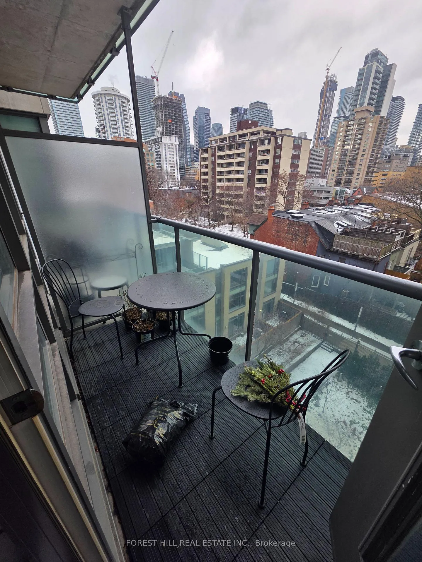 Photo 10 of Unit 607, 285 Mutual Street, Toronto, Church-Yonge Corridor — HOMEH
