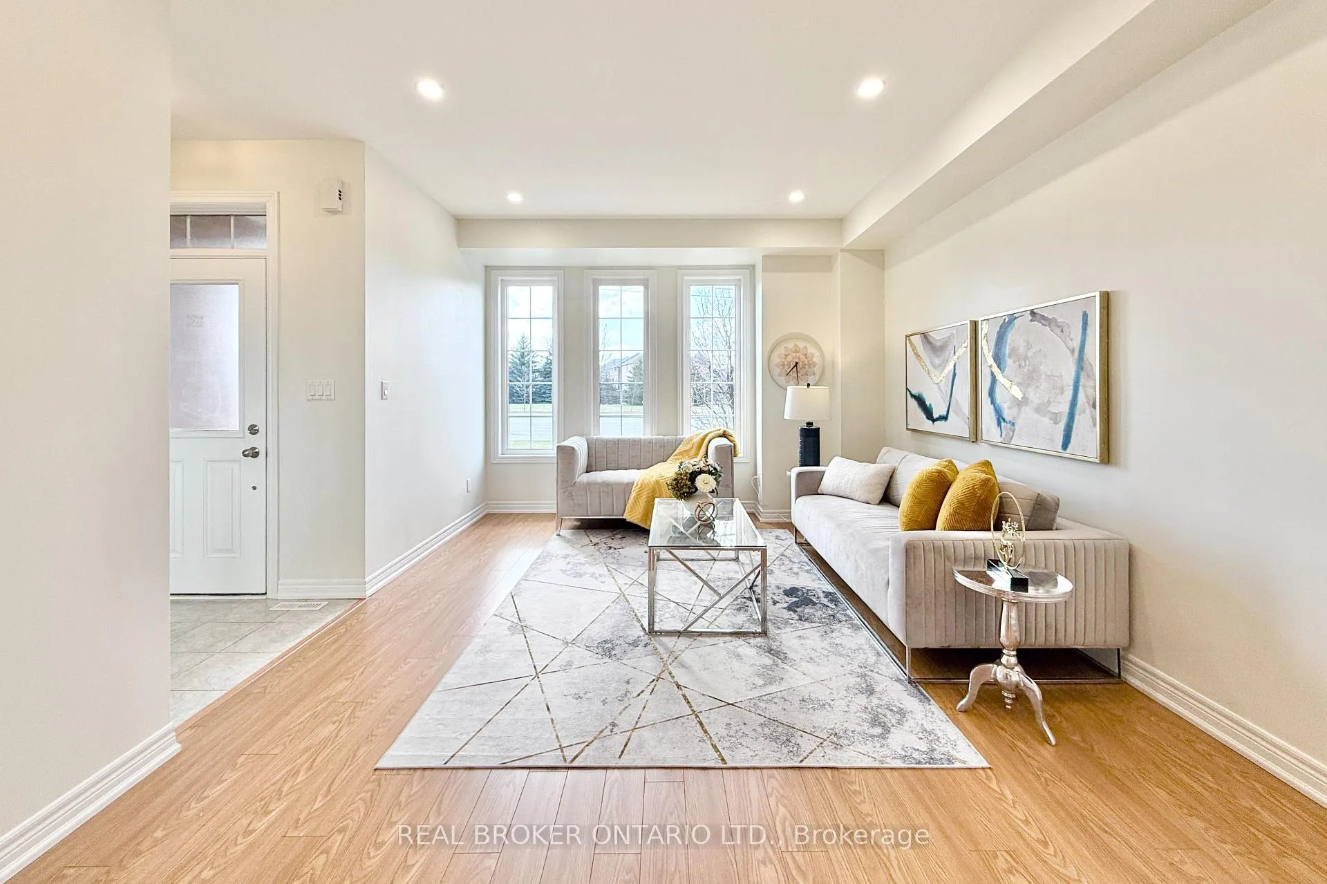 Photo 3 of 9525 Ninth Line, Markham, Cornell — HOMEH