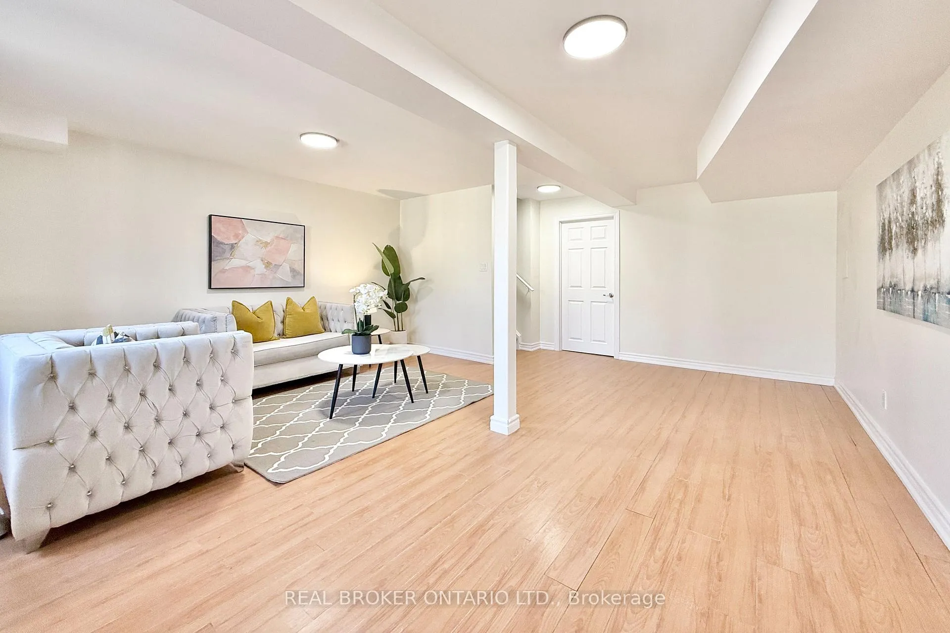 Photo 26 of 9525 Ninth Line, Markham, Cornell — HOMEH