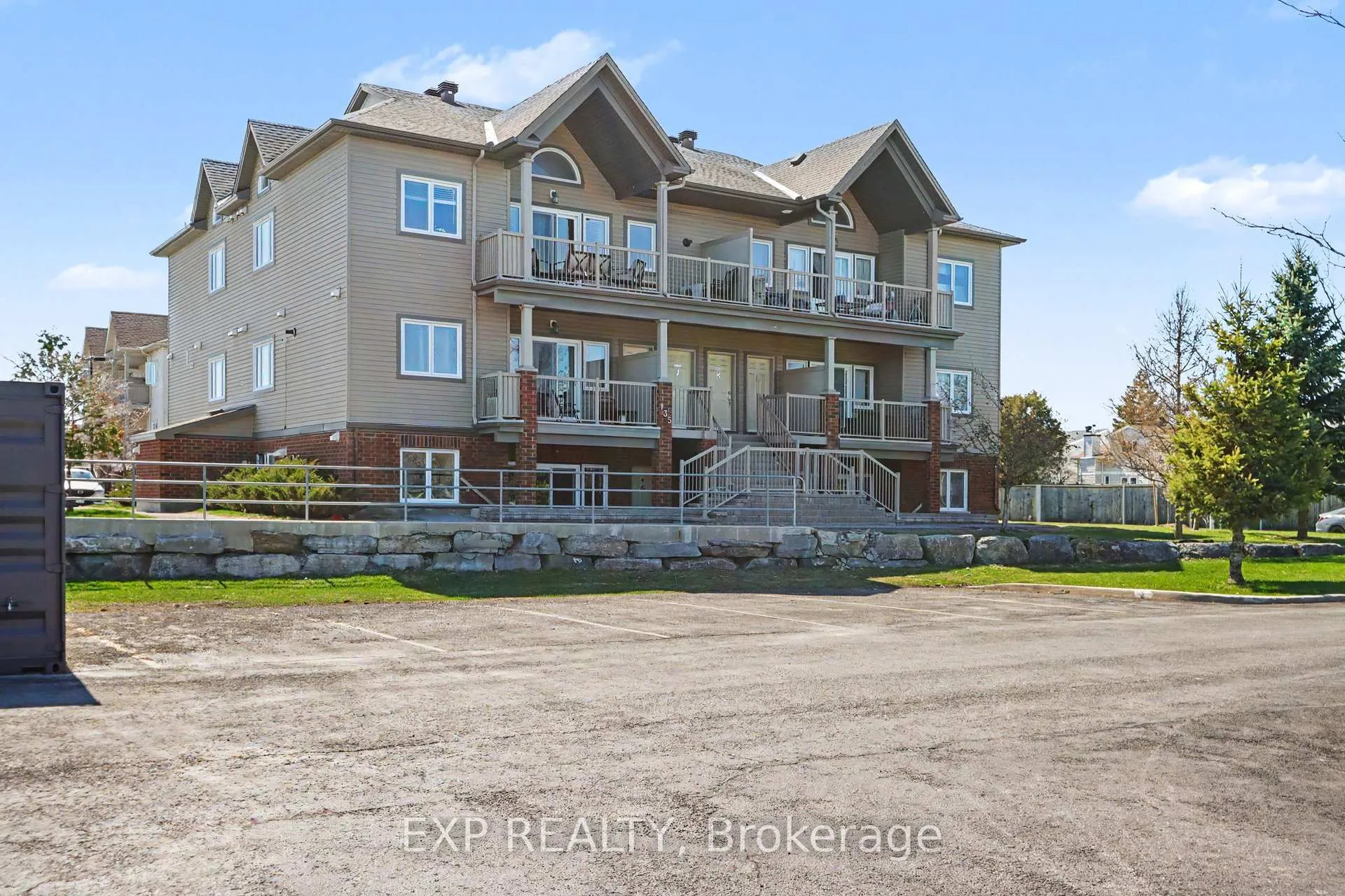 Photo 2 of Unit J, 135 Harthill Way, Ottawa, Barrhaven - Heritage Park — HOMEH