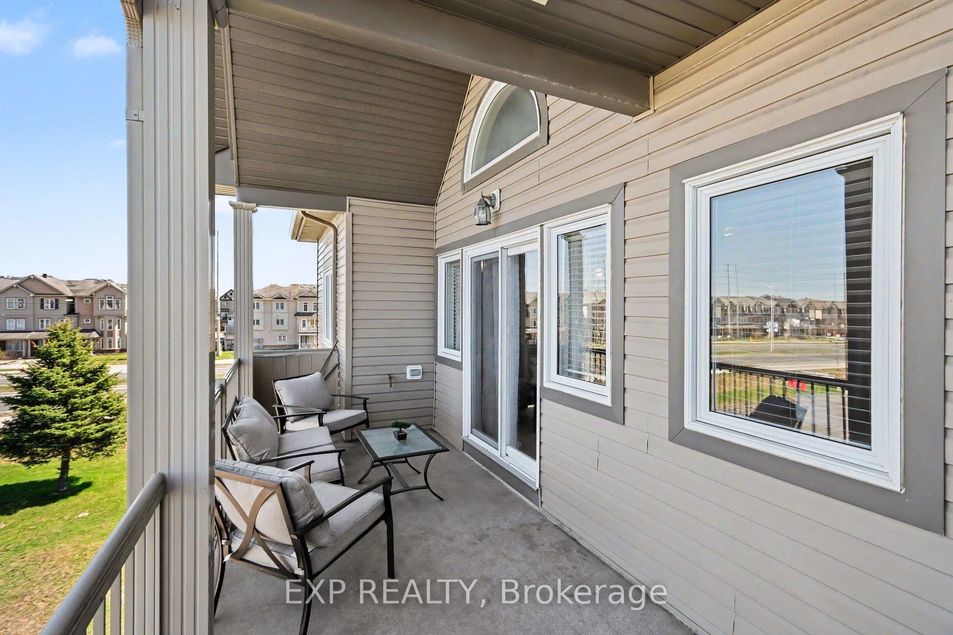 Photo 23 of Unit J, 135 Harthill Way, Ottawa, Barrhaven - Heritage Park — HOMEH