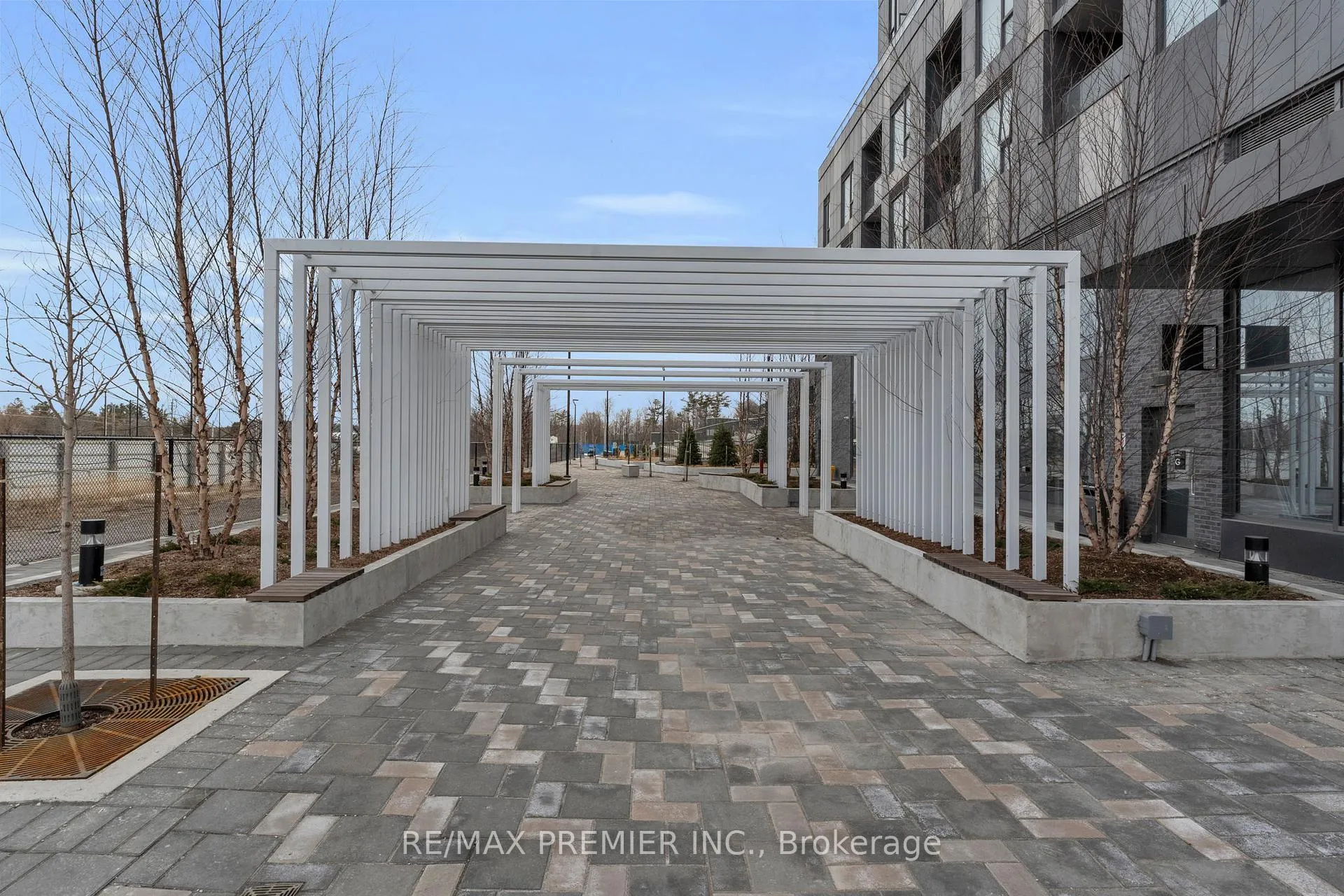 Photo 3 of Unit 2326, 498 Caldari Road, Vaughan, Concord — HOMEH