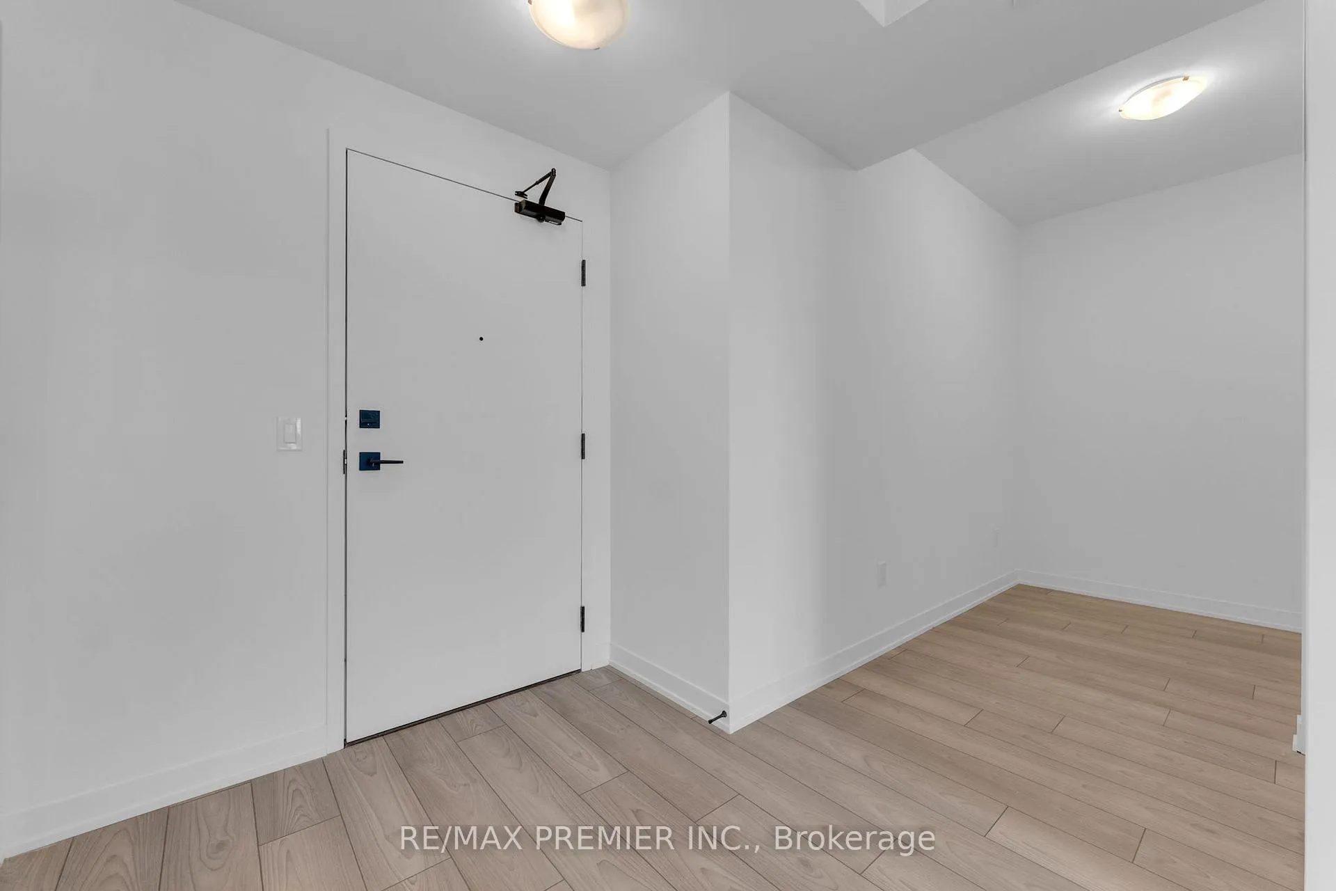 Photo 7 of Unit 2326, 498 Caldari Road, Vaughan, Concord — HOMEH