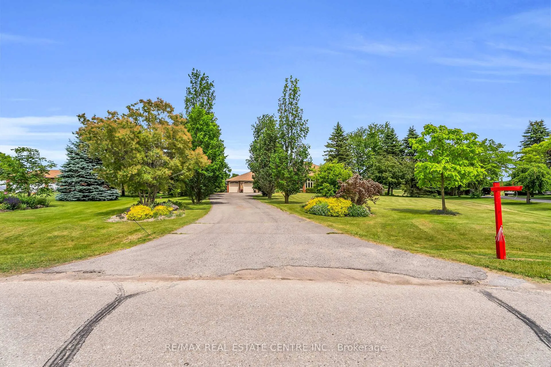 Photo 5 of 20 Shortill Road, Halton Hills, Rural Halton Hills — HOMEH