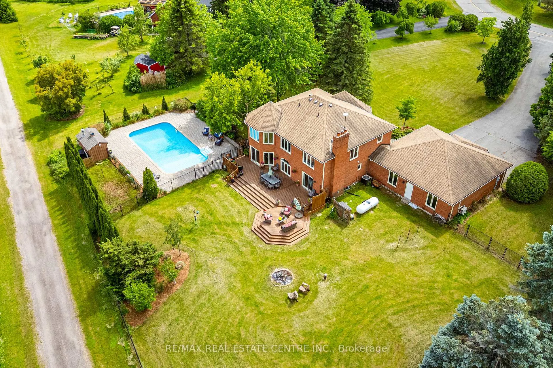 Photo 42 of 20 Shortill Road, Halton Hills, Rural Halton Hills — HOMEH