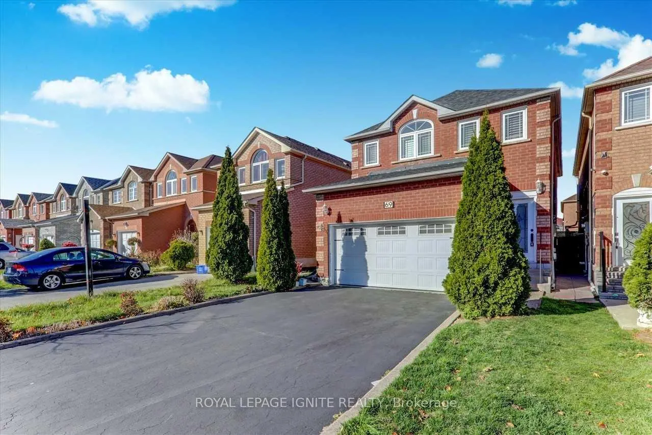 Photo 3 of Unit Main, 69 Kruger Road, Markham, Middlefield — HOMEH