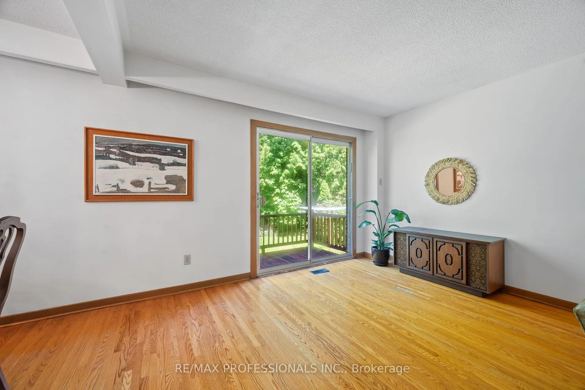 Photo 12 of 12 Ormskirk Court, Toronto, High Park-Swansea — HOMEH