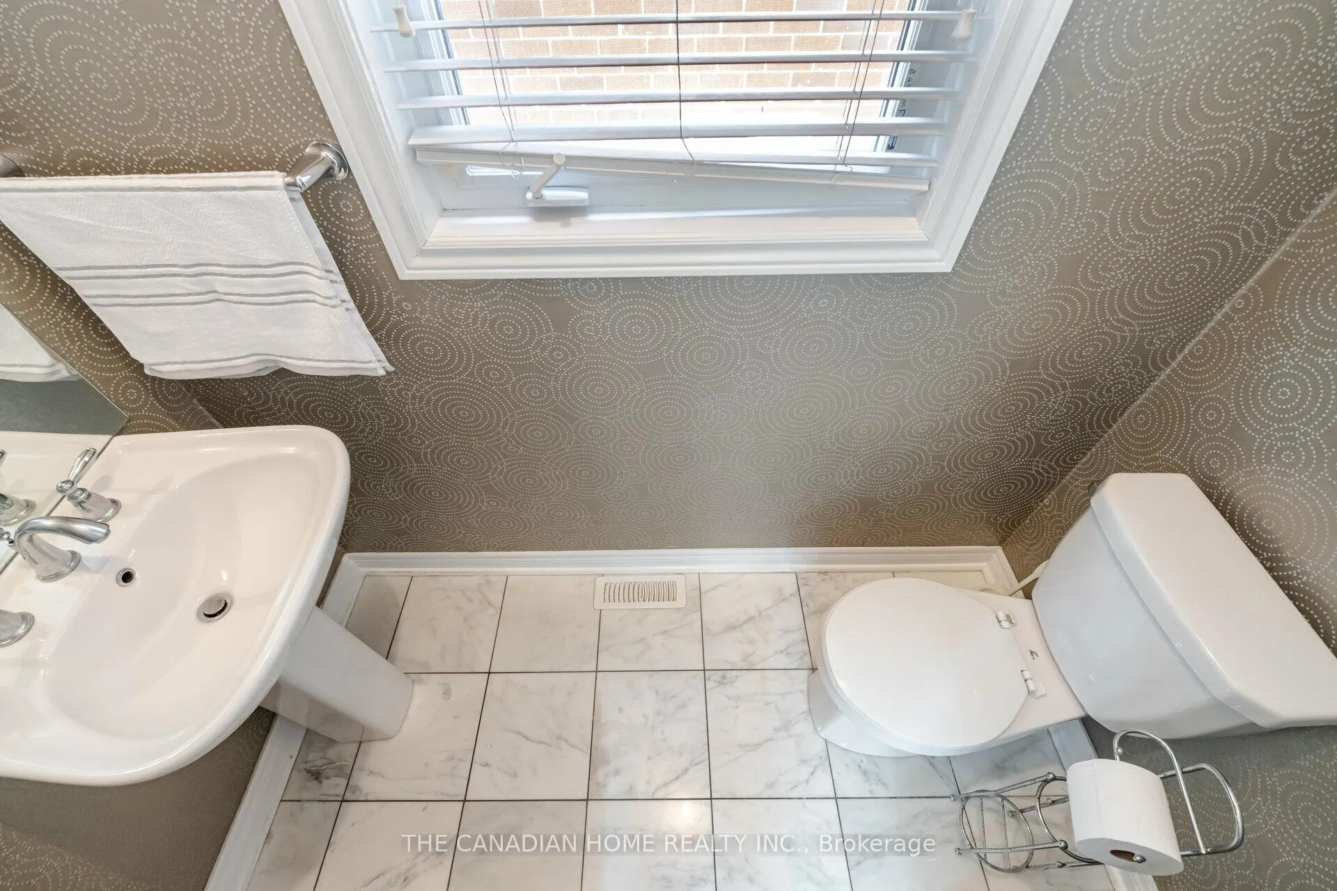 Photo 19 of 112 Muret Crescent, Vaughan, Patterson — HOMEH